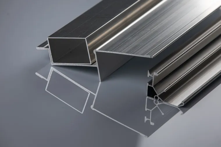 Fabrication de couvertine sans patte en aluminium, Compigne, PDO Pliage De l'Oise